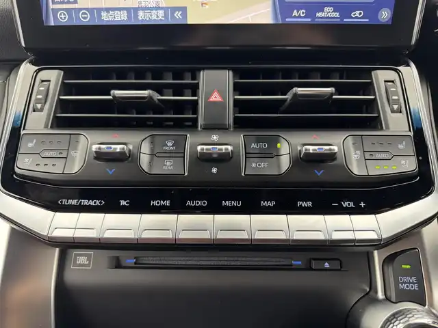 トヨタ ランドクルーザー GRスポーツ 愛知県 2022(令4)年 1.5万km ブラック ディーゼル車/GRスポーツ/クーラーボックス/リアエンターテインメント/純正ディスプレイオーディオ/（ナビ/CDDVD/BT/フルセグ）/JBLプレミアムサウンド/ルーフレール/寒冷地仕様/リアフォグランプ/全方位カメラ/ETC2.0/追従クルーズコントロール/全席シートヒーター/全席シートベンチレーション/ステアリングヒーター/トヨタセーフティセンス/ドアバイザー