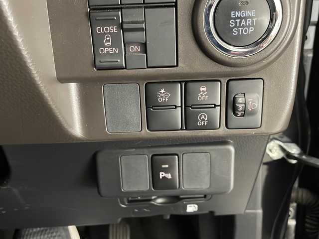 トヨタ ルーミー X 宮崎県 2020(令2)年 2.4万km ブラックマイカメタリック 禁煙車/衝突被害軽減ブレーキ/純正ナビTV/（NSZT-W68T/CD/Bluetooth/FMAM/フルセグTV)/純正フロアマット/左側電動スライドドア/オートマチックハイビーム/クリアランスソナー/アイドリングストップ/オート電動格納ミラー/スマートキー/プッシュエンジンスタート/スペアキー/新車時保証書/取扱い説明書