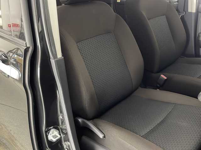 トヨタ ルーミー X 宮崎県 2020(令2)年 2.4万km ブラックマイカメタリック 禁煙車/衝突被害軽減ブレーキ/純正ナビTV/（NSZT-W68T/CD/Bluetooth/FMAM/フルセグTV)/純正フロアマット/左側電動スライドドア/オートマチックハイビーム/クリアランスソナー/アイドリングストップ/オート電動格納ミラー/スマートキー/プッシュエンジンスタート/スペアキー/新車時保証書/取扱い説明書