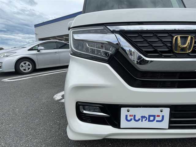 ホンダ Ｎ ＢＯＸ G L ターボ ホンダセンシング 熊本県 2017(平29)年 10.8万km プレミアムホワイトパールⅡ (株)IDOMが運営する【じしゃロン熊本店】の自社ローン専用車両になります。こちらは現金またはオートローンご利用時の価格です。自社ローンご希望の方は別途その旨お申付け下さい/純正SDナビ【VXU-185NBi】/　（フルセグTV・Bluetooth・DVD・CD・USB・AM/FM）/バックカメラ/ドライブレコーダー/ビルトインETC/ステアリングスイッチ/クルーズコントロール/衝突軽減ブレーキ/レーンアシスト/横滑り防止装置/両側パワースライドドア/ISOFIX/カーテンエアバック/電動格納ウィンカーミラー/ドアバイザー/純正フロアマット/純正15インチアルミホイール/純正LEDヘッドライト