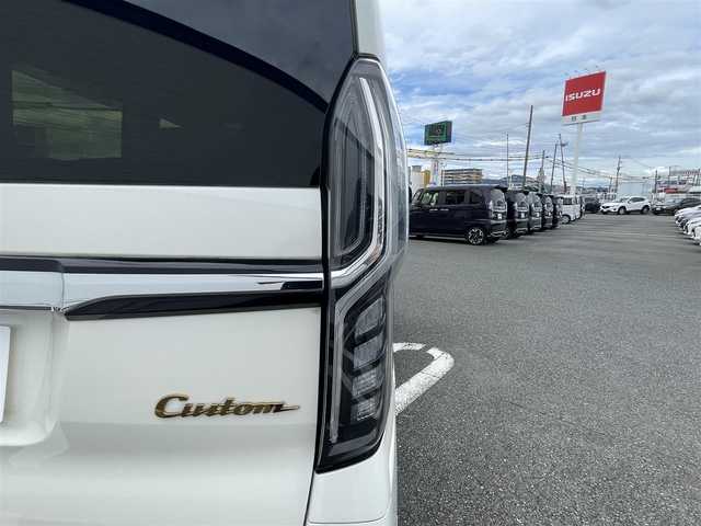ホンダ Ｎ ＢＯＸ G L ターボ ホンダセンシング 熊本県 2017(平29)年 10.8万km プレミアムホワイトパールⅡ (株)IDOMが運営する【じしゃロン熊本店】の自社ローン専用車両になります。こちらは現金またはオートローンご利用時の価格です。自社ローンご希望の方は別途その旨お申付け下さい/純正SDナビ【VXU-185NBi】/　（フルセグTV・Bluetooth・DVD・CD・USB・AM/FM）/バックカメラ/ドライブレコーダー/ビルトインETC/ステアリングスイッチ/クルーズコントロール/衝突軽減ブレーキ/レーンアシスト/横滑り防止装置/両側パワースライドドア/ISOFIX/カーテンエアバック/電動格納ウィンカーミラー/ドアバイザー/純正フロアマット/純正15インチアルミホイール/純正LEDヘッドライト