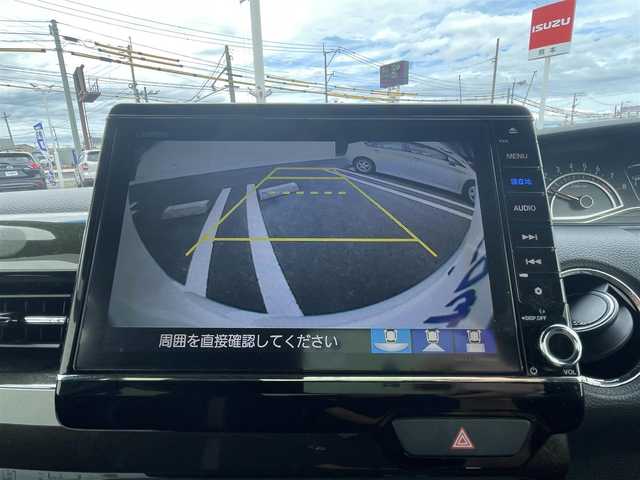 ホンダ Ｎ ＢＯＸ G L ターボ ホンダセンシング 熊本県 2017(平29)年 10.8万km プレミアムホワイトパールⅡ (株)IDOMが運営する【じしゃロン熊本店】の自社ローン専用車両になります。こちらは現金またはオートローンご利用時の価格です。自社ローンご希望の方は別途その旨お申付け下さい/純正SDナビ【VXU-185NBi】/　（フルセグTV・Bluetooth・DVD・CD・USB・AM/FM）/バックカメラ/ドライブレコーダー/ビルトインETC/ステアリングスイッチ/クルーズコントロール/衝突軽減ブレーキ/レーンアシスト/横滑り防止装置/両側パワースライドドア/ISOFIX/カーテンエアバック/電動格納ウィンカーミラー/ドアバイザー/純正フロアマット/純正15インチアルミホイール/純正LEDヘッドライト