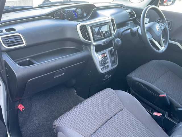 スズキ ソリオ HV MX Dカメラ ブレーキS 青森県 2015(平27)年 16.7万km スターシルバーメタリック 4WD/ワンオーナー/純正CDオーディオ/左パワースライドドア/前席シートヒーター/クルーズコントロール/デュアルカメラブレーキサポート/レーンキープアシスト/横滑り防止機能/スマートキー/プッシュスタート/スペアキー/保証書・取説書