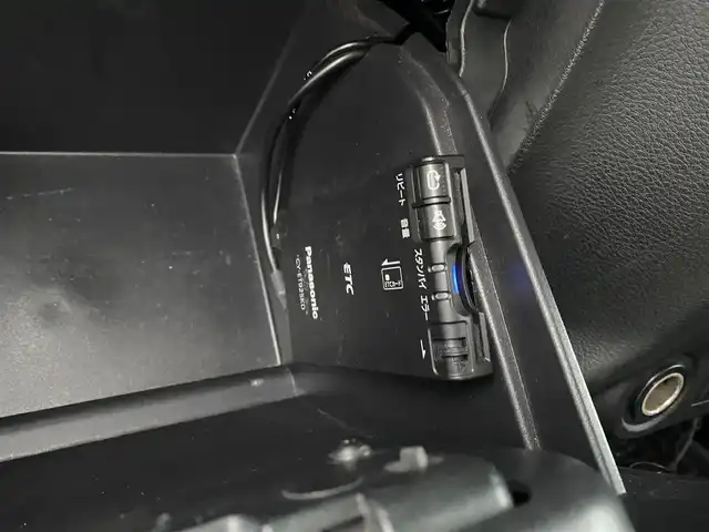 クライスラー・ジープ ジープ ラングラー アンリミテッド スポーツ 福岡県 2016(平28)年 8.8万km ブライトホワイトクリアコート ・クルーズコントロール/・純正ナビ／ＢＴ／ＵＳＢ/・バックカメラ/・ドライブレコーダー/・フルセグ/・ＥＴＣ/・純正１７ＡＷ/・サイドカメラ/・保証書/・取扱説明書