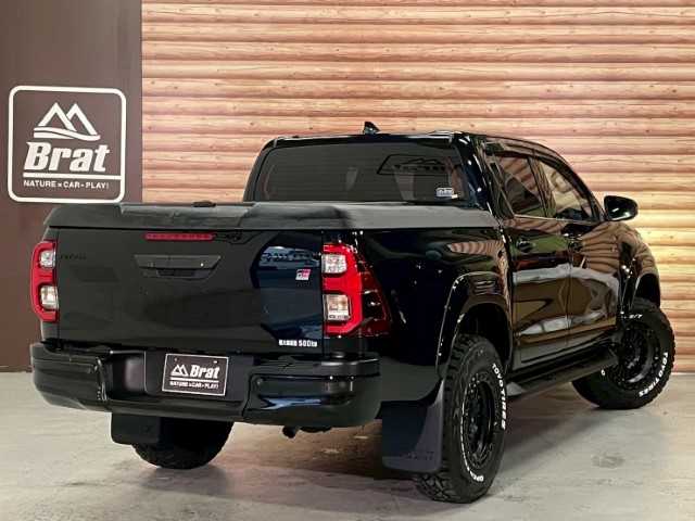 トヨタ ハイラックス Z GRスポーツ 千葉県 2023(令5)年 1.5万km アティチュードブラックマイカ AIS検査済み/【2508031391】/リフトアップ（JAOS BATTLEZ）(社外）/ベッドライナー/トノカバー/Tコネクトナビ/Bluetooth/パノラミックビューカメラ/プリクラッシュセーフティ/レーンディパーチャーアラート/クリアランスソナー/ETC2.0/DAC/リアデフロック/ルームランプLED/純正フロアマット/ドアバイザー/アイドリングSTOP/F/Rフォグ/17AW KMC　KM554　AZTEC(社外）/トーヨーオープンカントリーR/T（社外）/JAOS インナーフェンダー（社外）/社外パーツ取付有