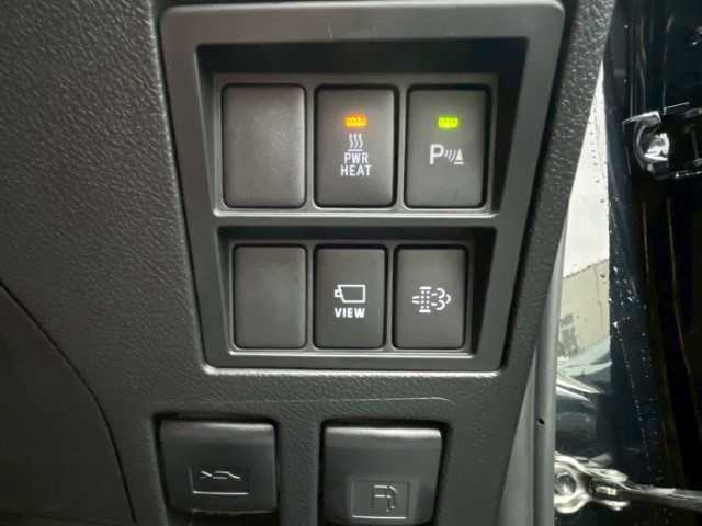 トヨタ ハイラックス Z GRスポーツ 千葉県 2023(令5)年 1.5万km アティチュードブラックマイカ AIS検査済み/【2508031391】/リフトアップ（JAOS BATTLEZ）(社外）/ベッドライナー/トノカバー/Tコネクトナビ/Bluetooth/パノラミックビューカメラ/プリクラッシュセーフティ/レーンディパーチャーアラート/クリアランスソナー/ETC2.0/DAC/リアデフロック/ルームランプLED/純正フロアマット/ドアバイザー/アイドリングSTOP/F/Rフォグ/17AW KMC　KM554　AZTEC(社外）/トーヨーオープンカントリーR/T（社外）/JAOS インナーフェンダー（社外）/社外パーツ取付有