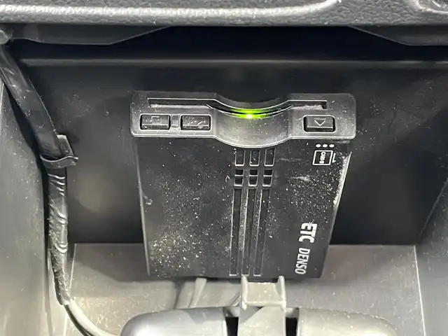 ホンダ Ｎ ＢＯＸ カスタム G ターボパッケージ 岡山県 2012(平24)年 12.3万km クリスタルブラックパール 登録時走行距離122469km/純正SDナビ/(AM/FM/TV/DISC/BT)/両側パワースライドドア/クルーズコントロール/ETC/パドルシフト/S+Rエアロ/社外１４インチアルミホイール/プッシュスタート/スマートキー/スペアキー/パワーウィンドウ/パワーステアリング/電動格納ミラー