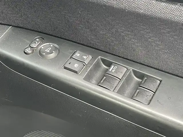 ホンダ Ｎ ＢＯＸ カスタム G ターボパッケージ 岡山県 2012(平24)年 12.3万km クリスタルブラックパール 登録時走行距離122469km/純正SDナビ/(AM/FM/TV/DISC/BT)/両側パワースライドドア/クルーズコントロール/ETC/パドルシフト/S+Rエアロ/社外１４インチアルミホイール/プッシュスタート/スマートキー/スペアキー/パワーウィンドウ/パワーステアリング/電動格納ミラー