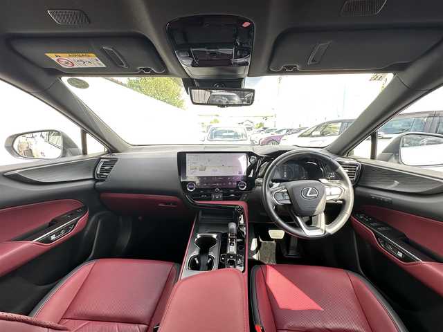 レクサス ＮＸ 350h バージョンL 愛知県 2023(令5)年 2.5万km パール ナビゲーション　/フルセグテレビ　/ブルートゥース　/ＵＳＢ接続　/ＥＴＣ　/全方位カメラ　/ヘッドアップディスプレイ　　/プリクラッシュセーフティ/アダプティプクルーズ/ブラインドスポットモニタ―/リアクロストレックアラート　/シートヒーター　/エアーシート　/ハンドルヒーター　/保証書/取扱説明書/整備手帳/スマートキーX2個