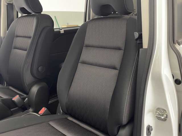 日産 セレナ e－パワー ハイウェイスター V 宮崎県 2019(令1)年 5.4万km ブリリアントホワイトパール 純正9インチメモリーナビ/ CD DVD BTオーディオ フルセグTV/アラウンドビューカメラ/クルーズコントロール/両側パワースライドドア/前後クリアランスソナー/純正LEDヘッドライト/ステアリングヒーター/前席シートヒーター/ステアリングリモコン/ドライブレコーダー/純正フロアマット/ビルトインETC