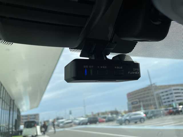 日産 ノート e－パワー X 愛知県 2016(平28)年 4.6万km プレミアムコロナオレンジ 純正ナビ　SDカードなし/全方位カメラ/コーナーセンサー/ETC/LEDヘッドライト/レーンキープアシスト/オートライト/ドライブレコーダー/ステアリングスイッチ/スマートキー/プッシュスタート