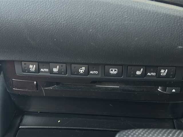 レクサス ＥＳ 300h Fスポーツ 京都府 2021(令3)年 8.9万km ホワイトノーヴァガラスフレーク 純正12.3インチディスプレイナビ/アラウンドビューモニター/Miracast/Bluetooth/TRDエアロ/TRDスポーツマフラー/サンルーフ/3眼LEDヘッドライト/デジタルアウターミラー/デジタルインナーミラー/メモリーパワーシート/シートヒーター＆ベンチレーション/ステアリングヒーター/ワイヤレス充電/パドルシフト/ドラレコ前後/レクサスセーフティーセンス/ブラインドスポットモニター/ヘッドアップディスプレイ/クリアランスソナー/レーンキープアシスト/パーキングサポートアラート/ブレーキホールド/ETC2.0/アイドリングストップ