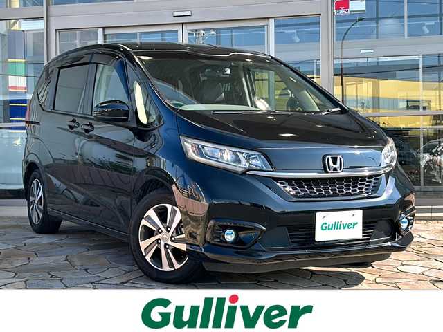 ホンダ フリード G ホンダセンシング 静岡県 2020(令2)年 4万km クリスタルブラックパール ナビ機能/CD/DVD/SD/AM/FM/フルセグ/Bluetooth/ipod/USB/HDMI/AUX/主要装備/・ナビ　/・両側パワースライドドア　/・スマートキー　/・ドライブレコーダー　/・レーダークルーズコントロール　/・バックカメラ　/・ホンダセンシング　/・ステアリングリモコン　/・オートライト　/・レーンキープ　/・アイドリングストップ/・純正アルミホイール/・横滑り防止装置/・ETC