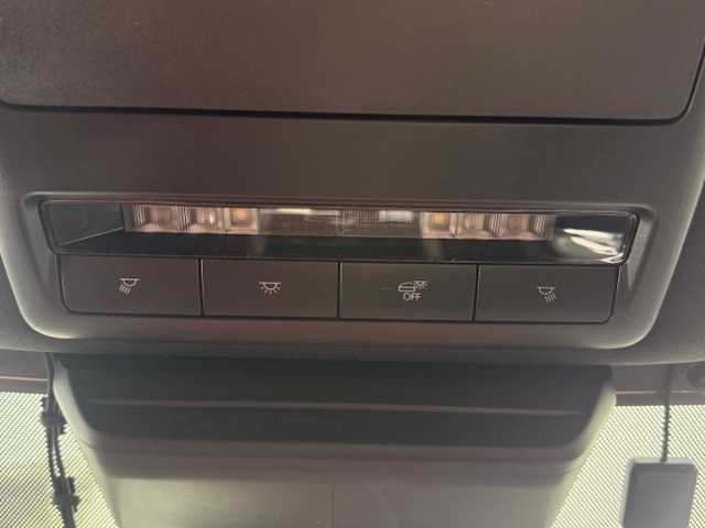 マツダ マツダ３ファストバック 20S バーガンディセレクション 大阪府 2019(令1)年 1.9万km ポリメタルグレーM /バーガンディーレザー//純正オプションSIGNATURE　STYLEエアロ(F・S・R・リアルーフスポイラー)//純正オプションBBS製鍛造18インチアルミホイール//純正オプションイルミネーションスカッフ//純正オプションフットランプイルミ//純正オプションスポーツペダル//純正SDナビ/・フルセグTV・CD・DVD・BT・USB・HDMI//BOSEサウンドシステム//フロント・サイド・バックカメラ//全方位カメラ//前席シートヒーター//運転席メモリー付パワーシート//ステアリングヒーター//レーダークルーズコントロール//ブラインドスポットモニター//レーンキープアシスト//LEDヘッドライト//オートハイビーム//保証書//取扱説明書//スペアキー