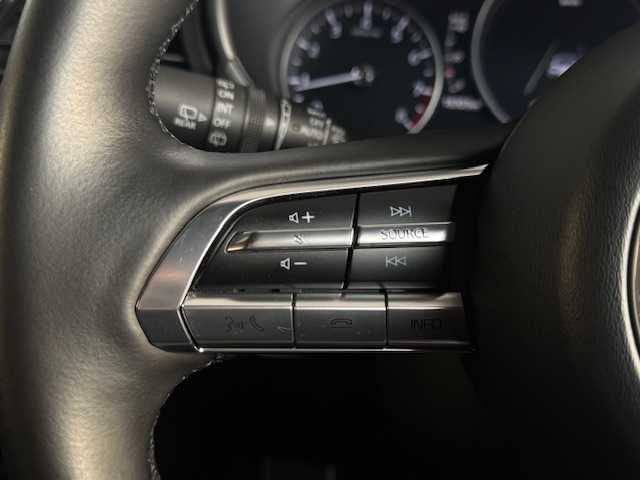 マツダ マツダ３ファストバック 20S バーガンディセレクション 大阪府 2019(令1)年 1.9万km ポリメタルグレーM /バーガンディーレザー//純正オプションSIGNATURE　STYLEエアロ(F・S・R・リアルーフスポイラー)//純正オプションBBS製鍛造18インチアルミホイール//純正オプションイルミネーションスカッフ//純正オプションフットランプイルミ//純正オプションスポーツペダル//純正SDナビ/・フルセグTV・CD・DVD・BT・USB・HDMI//BOSEサウンドシステム//フロント・サイド・バックカメラ//全方位カメラ//前席シートヒーター//運転席メモリー付パワーシート//ステアリングヒーター//レーダークルーズコントロール//ブラインドスポットモニター//レーンキープアシスト//LEDヘッドライト//オートハイビーム//保証書//取扱説明書//スペアキー