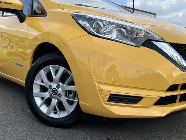 日産 ノート E パワー X 純正ナビ 衝突軽減 コーナーセンサー 18年式 平成30年式 黄 Id 中古車検索のガリバー