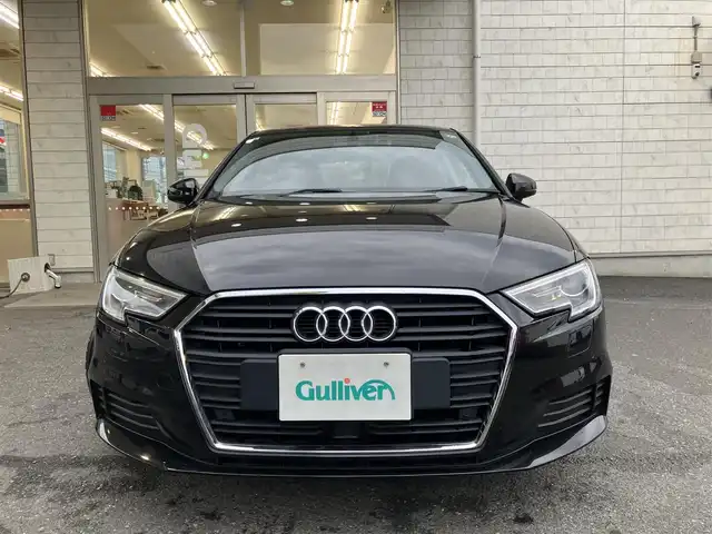 アウディ Ａ３ スポーツバック 1．4 TFSI 埼玉県 2017(平29)年 3万km ミトスブラックメタリック ワンオーナー/純正ナビ/フルセグTV/CD/DVD/Bluetooth/バックカメラ/ETC/横滑り防止機能/コーナーセンサー/クルーズコントロール＜追従機能有り＞/パーキングブレーキ/アイドリングストップ/ヘッドライトレベライザー/ドアミラーヒーター/自動防眩ミラー/D席/N席独立エアコン/スペアキーあり/記録簿（H30、H31、R2、R４、R５、R6）