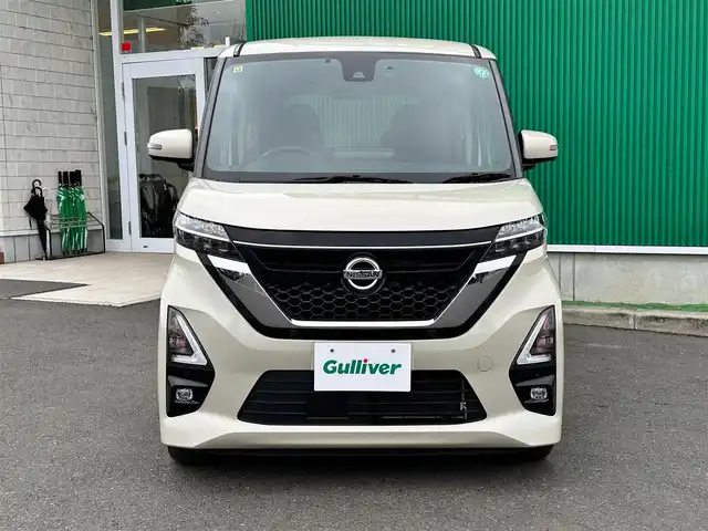 日産 ルークス ハイウェイスター X 宮城県 2020(令2)年 3.4万km フローズンバニラパール 快適パックA/・プラズマクラスター付リアシーリングファン/・撥水加工シート/・パーソナルテーブル（後席）/・USBソケット（助手席シートバック）/・ロールサンシェード（リアドア）/＝＝＝/インテリジェントエマージェンシーブレーキ/踏み間違い衝突防止アシスト/インテリジェントLI（車線逸脱防止支援システム）/LDW（車線逸脱警報）/インテリジェントFCW（前方衝突予測警報）/インテリジェントDA（ふらつき警報）/標識検知機能/コーナーセンサー/インテリジェントアラウンドビューモニター/純正9インチSDナビ（MM320D-L）/（CD/DVD/SD/Bluetooth/フルセグTV）/ETC/前方ドライブレコーダー/ハンズフリーパワースライドドア（助手席側）/LEDヘッドライト/ハイビームアシスト/LEDフォグランプ/オートライト/スマートキー＆プッシュスタート/アイドリングストップ/電動格納ミラー/純正14インチアルミホイール/純正フロアマット/純正ドアバイザー/W/サイド/カーテン/ニーエアバッグ