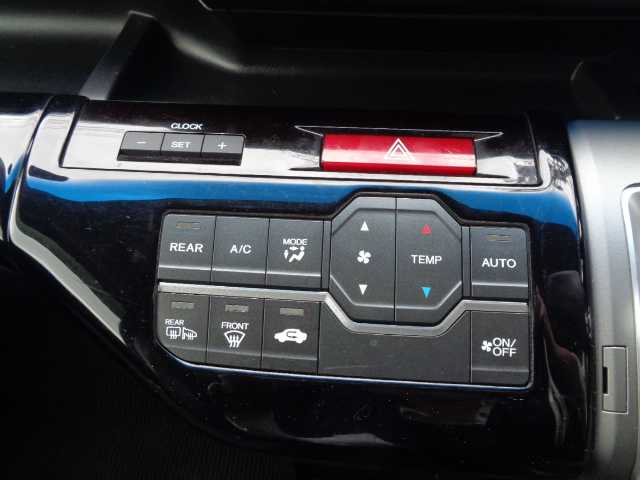 ホンダ ステップワゴン スパーダ Z HDDナビED 鹿児島県 2012(平24)年 13.6万km プレミアムブラキッシュパール 純正HDDナビ、フルセグTV/パノラミックビューバックカメラ/音楽録音、DVD再生/フリップダウンモニター/両側パワースライド/ビルトインETC/車検令和9年2月まであり/スマートキー2個あり/取説、ナビ取説あり