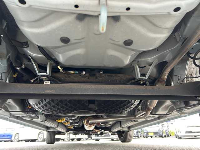 ダイハツ ミラ イース X リミテッド SAⅢ 静岡県 2021(令3)年 0.5万km スカイブルーメタリック パワーステアリング/パワーウィンドウ/リモコンキー/マニュアルエアコン/スペアキー１本/USB入力端子/純正ナビ（CD/DVD/BT/フルセグ）/ドライブレコーダー/純正フロアマット/ABS/横滑り防止装置/コーナーセンサー前後/盗難防止装置/オートライト/オートマチックハイビーム/Wエアバック/衝突軽減システム