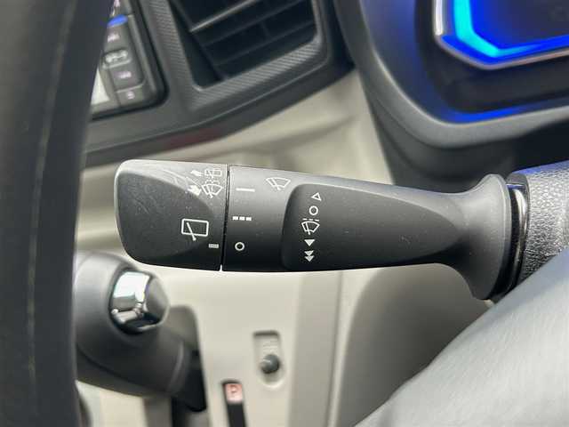 ダイハツ ミラ イース X リミテッド SAⅢ 静岡県 2021(令3)年 0.5万km スカイブルーメタリック パワーステアリング/パワーウィンドウ/リモコンキー/マニュアルエアコン/スペアキー１本/USB入力端子/純正ナビ（CD/DVD/BT/フルセグ）/ドライブレコーダー/純正フロアマット/ABS/横滑り防止装置/コーナーセンサー前後/盗難防止装置/オートライト/オートマチックハイビーム/Wエアバック/衝突軽減システム