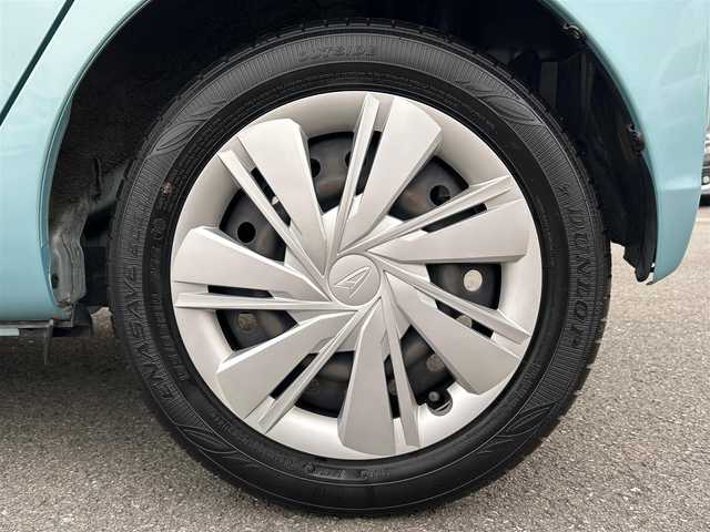 ダイハツ ミラ イース X リミテッド SAⅢ 静岡県 2021(令3)年 0.5万km スカイブルーメタリック パワーステアリング/パワーウィンドウ/リモコンキー/マニュアルエアコン/スペアキー１本/USB入力端子/純正ナビ（CD/DVD/BT/フルセグ）/ドライブレコーダー/純正フロアマット/ABS/横滑り防止装置/コーナーセンサー前後/盗難防止装置/オートライト/オートマチックハイビーム/Wエアバック/衝突軽減システム