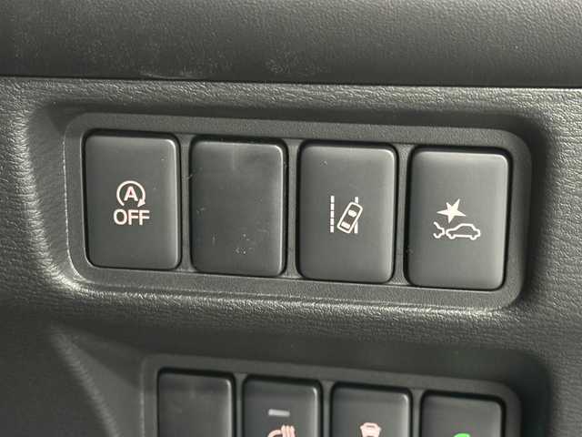 三菱 デリカＤ：５ P 三重県 2024(令6)年 0.1万km アメジストブラック 2.2L ディーゼルターボ/パートタイム4WD/MTモード付インパネ8AT/マルチアラウンドモニター（ルームミラー送出）/両側オートスライドドア/e-Assist/・衝突被害軽減ブレーキシステム［FCM］/・車線逸脱警報システム［LDW］/・レーダークルーズコントロールシステム［ACC］/・オートマチックハイビーム［AHB］/・誤発進抑制機能（前進時）/・後側方車両検知警報システム（レーンチェンジアシスト機能付）［BSW/LCA］/・後退時交差車両検知警報システム［RCTA］/装備/・ハーフレザーシート/・シートヒーター（D/N）/・パワーシート（D6way）/・エレクトリックテールゲート（電動バックドア）/・左右独立オートエアコン/・後席クーラー＆ヒーター/・AC100V電源コンセント（100W）/・オートライト/・LED ヘッドランプ＋フロントフォグランプ/・パドルシフト/・オートワイパー/・自動防眩ルームミラー/・純正18inAW/・プッシュスタート/・保/取/など