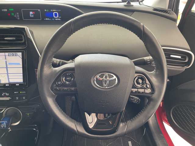 トヨタ プリウス ＰＨＶ S セーフティプラス 愛知県 2019(平31)年 4.1万km エモーショナルレッド トヨタセーフティセンス/・アダプティクブクルーズコントロール/・プリクラッシュセーフティー/・インテリジェントクリアランスソナー/・クリアランスソナー/・レーンキープアシスト/・オートマチックハイビーム/純正9インチナビ/・Bluetooth/フルセグTV/CD/DVD/ラジオ/　HDMI/USB/主要装備/・バックカメラ/・横滑り防止装置/・ステアリングヒーター/・ステアリングリモコン/・デジタルインナーミラー/・シートヒーター/・LEDヘッドライト/・ドライブレコーダー/・ETC