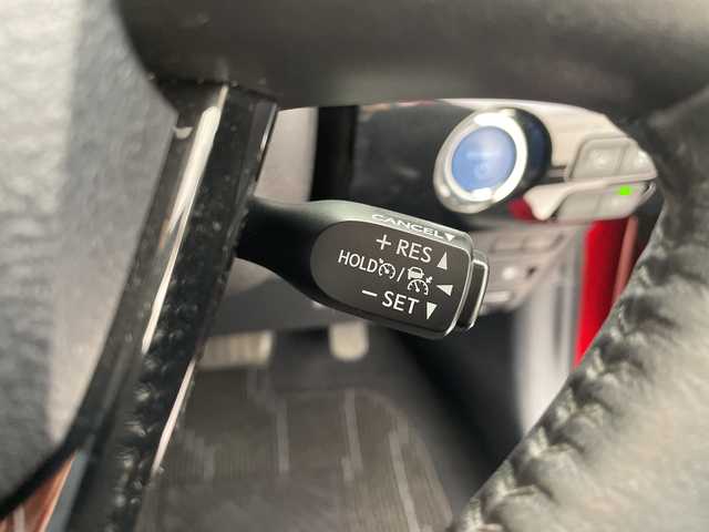 トヨタ プリウス ＰＨＶ S セーフティプラス 愛知県 2019(平31)年 4.1万km エモーショナルレッド トヨタセーフティセンス/・アダプティクブクルーズコントロール/・プリクラッシュセーフティー/・インテリジェントクリアランスソナー/・クリアランスソナー/・レーンキープアシスト/・オートマチックハイビーム/純正9インチナビ/・Bluetooth/フルセグTV/CD/DVD/ラジオ/　HDMI/USB/主要装備/・バックカメラ/・横滑り防止装置/・ステアリングヒーター/・ステアリングリモコン/・デジタルインナーミラー/・シートヒーター/・LEDヘッドライト/・ドライブレコーダー/・ETC