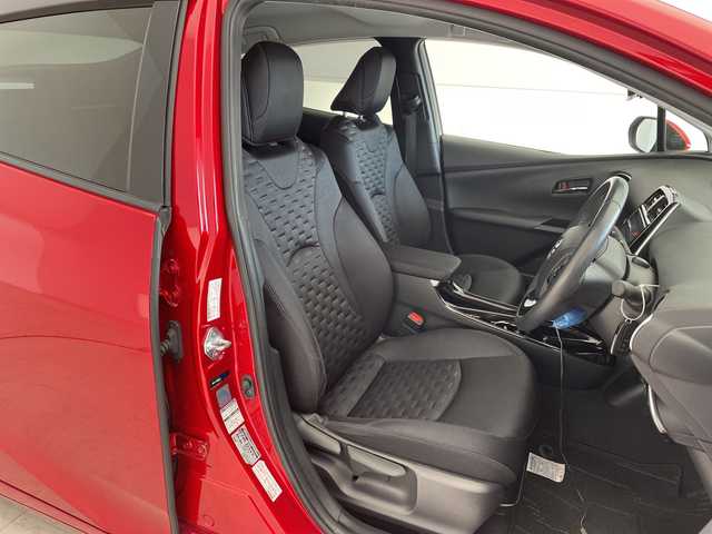 トヨタ プリウス ＰＨＶ S セーフティプラス 愛知県 2019(平31)年 4.1万km エモーショナルレッド トヨタセーフティセンス/・アダプティクブクルーズコントロール/・プリクラッシュセーフティー/・インテリジェントクリアランスソナー/・クリアランスソナー/・レーンキープアシスト/・オートマチックハイビーム/純正9インチナビ/・Bluetooth/フルセグTV/CD/DVD/ラジオ/　HDMI/USB/主要装備/・バックカメラ/・横滑り防止装置/・ステアリングヒーター/・ステアリングリモコン/・デジタルインナーミラー/・シートヒーター/・LEDヘッドライト/・ドライブレコーダー/・ETC