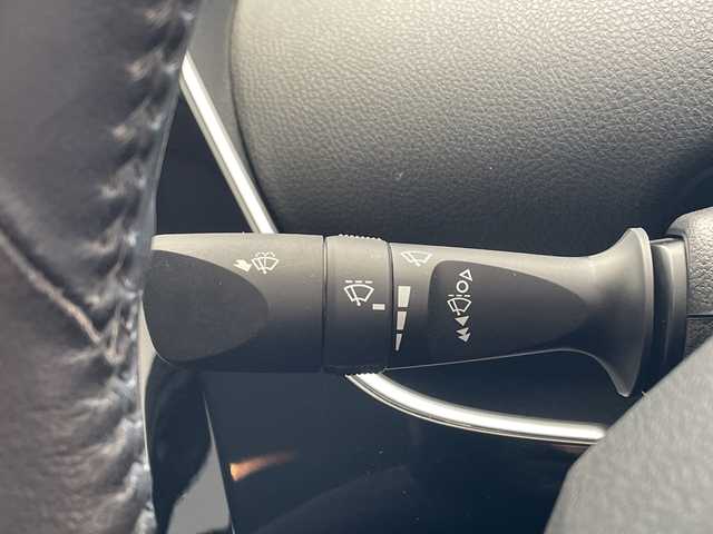 トヨタ プリウス ＰＨＶ S セーフティプラス 愛知県 2019(平31)年 4.1万km エモーショナルレッド トヨタセーフティセンス/・アダプティクブクルーズコントロール/・プリクラッシュセーフティー/・インテリジェントクリアランスソナー/・クリアランスソナー/・レーンキープアシスト/・オートマチックハイビーム/純正9インチナビ/・Bluetooth/フルセグTV/CD/DVD/ラジオ/　HDMI/USB/主要装備/・バックカメラ/・横滑り防止装置/・ステアリングヒーター/・ステアリングリモコン/・デジタルインナーミラー/・シートヒーター/・LEDヘッドライト/・ドライブレコーダー/・ETC