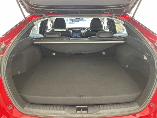 トヨタ プリウス ＰＨＶ S セーフティプラス 愛知県 2019(平31)年 4.1万km エモーショナルレッド トヨタセーフティセンス/・アダプティクブクルーズコントロール/・プリクラッシュセーフティー/・インテリジェントクリアランスソナー/・クリアランスソナー/・レーンキープアシスト/・オートマチックハイビーム/純正9インチナビ/・Bluetooth/フルセグTV/CD/DVD/ラジオ/　HDMI/USB/主要装備/・バックカメラ/・横滑り防止装置/・ステアリングヒーター/・ステアリングリモコン/・デジタルインナーミラー/・シートヒーター/・LEDヘッドライト/・ドライブレコーダー/・ETC