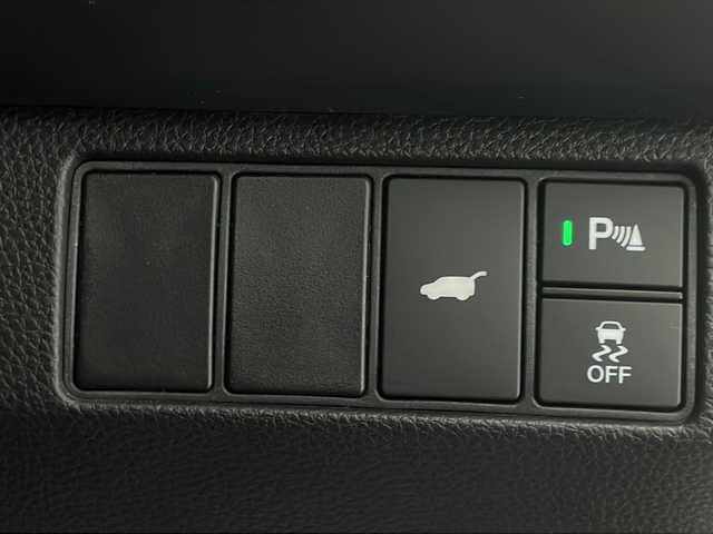 ホンダ ヴェゼル ハイブリッド e:HEV Z 宮崎県 2025(令7)年 0.1千km プラチナホワイトパール 登録済み未使用車/ホンダセンシング/純正9型ディスプレイオーディオナビTV/（Honda CONNECT/Bluetooth/FMAM/HDMI/フルセグTV)/純正ビルトイン2.0ETC/純正ワイヤレス充電器/純正LEDオートライト/純正LEDフォグ/純正18インチアルミ/アダプティブクルーズコントロール/レーンディパーチャーアラート/ダウンヒルアシストコントロール/ブラインドスポットモニター/クリアランスソナー/パワーバックドア/電子パーキング/オートホールド/パドルシフト/本革巻ハンドル/ハーフレザーシート/前席シートヒーター/ステアリングヒーター/デュアルオートエアコン/スマートキー/プッシュエンジンスタート/スペアキー/新車時保証書/取扱い説明書