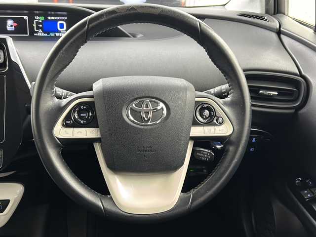 トヨタ プリウス Sセーフティプラス 福島県 2018(平30)年 9.2万km ホワイトパールクリスタルシャイン /禁煙車//純正ナビ/CD・DVD・BT・フルセグTV・MSV//トヨタセーフティセンス//オートハイビーム//クリアランスソナー//LEDライト//ステアリングリモコン//フォグライト//スマートキー//バックカメラ//ビルトインETC//レーダークルーズコントロール