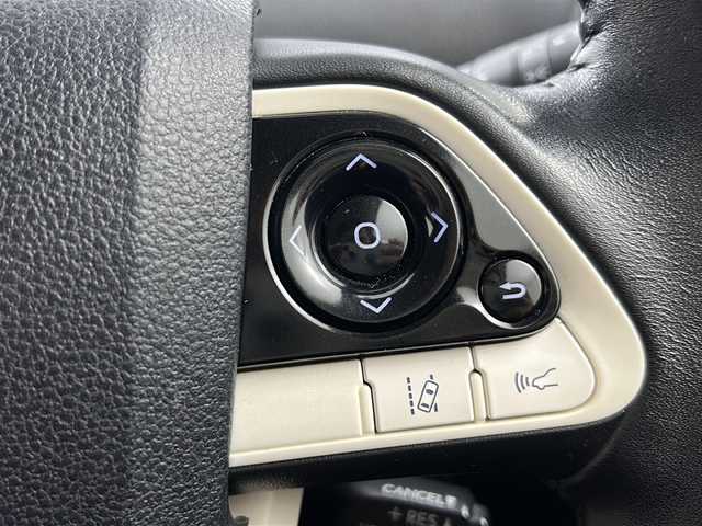 トヨタ プリウス Sセーフティプラス 福島県 2018(平30)年 9.2万km ホワイトパールクリスタルシャイン /禁煙車//純正ナビ/CD・DVD・BT・フルセグTV・MSV//トヨタセーフティセンス//オートハイビーム//クリアランスソナー//LEDライト//ステアリングリモコン//フォグライト//スマートキー//バックカメラ//ビルトインETC//レーダークルーズコントロール