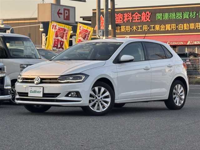 フォルクスワーゲン ポロ TSIハイライン 愛知県 2020(令2)年 1.3万km ピュアホワイト /禁煙//ワンオーナー//純正ナビ//CD/DVD/BT/MSV//バックカメラ//純正16AW//ドライブレコーダー//ETC//DVDプレイヤー//ACC/PCS//プロアクティブ・オキュパント・プロテクション//レインセンサー//横滑り防止装置//アイドリングストップ//LEDオートライト//LEDフォグランプ//LEDルームランプ//オートリトラウィンカーミラー//本革巻きステアリング//ステアリングスイッチ//MTモード付AT//純正フロアマット//スペアスマートキー//新車時保証書//取扱説明書//ディーラー記録簿//R3/R4/R5/R6