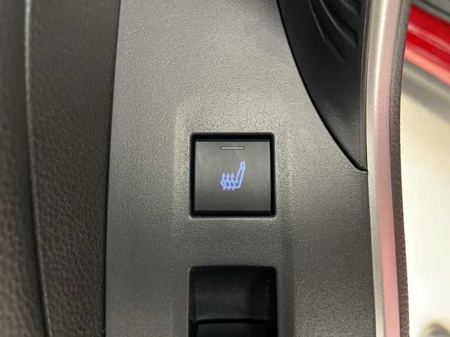 トヨタ ＲＡＶ４ ＰＨＶ ブラックトーン 道央・札幌 2021(令3)年 5万km 赤Ⅱ ・純正ディスプレイオーディオ&BT&USB&Miracast/・全方位カメラ/・バックカメラ/・サンルーフ/・パワーバックドア/・トヨタセーフティセンス/・レーダークルーズコントロール/・クリアランスソナー/・ブラインドスポットモニター/・ヘッドアップディスプレイ/・前席ベンチレーションシート/・前席パワーシート/・レザーシート/・ステアリングヒーター/・前後ドライブレコーダー/・AC100V/・ビルトインETC2.0/・LEDヘッドライト/・オートライト/・オートマチックハイビーム/・スマートキー