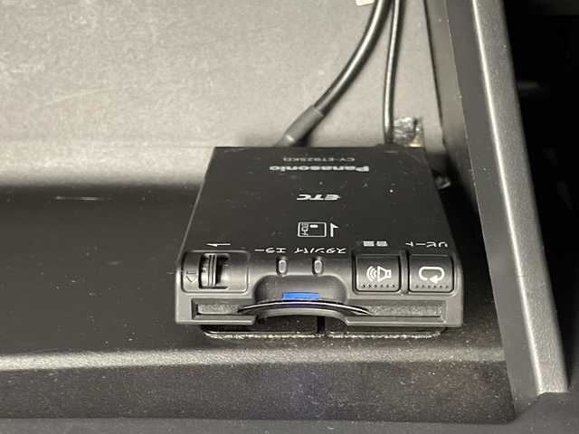 日産 セレナ ハイウェイスター プロパイロットED 千葉県 2016(平28)年 7.3万km ブリリアントホワイトパール 社外ナビ/　CD/DVD/Bluetooth/フルセグTV/プロパイロット/レーダークルーズコントロール/レーンキープアシスト/衝突軽減ブレーキ/クリアランスソナー/標識認識機能/電動パーキング/オートホールド/両側パワスラ/前後ドラレコ/ETC/ロールサンシェード/シートバックテーブル/オートライト/フォグランプ/バックカメラ/フロアマット