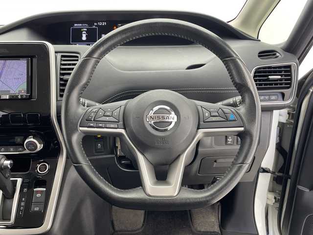 日産 セレナ ハイウェイスター プロパイロットED 千葉県 2016(平28)年 7.3万km ブリリアントホワイトパール 社外ナビ/　CD/DVD/Bluetooth/フルセグTV/プロパイロット/レーダークルーズコントロール/レーンキープアシスト/衝突軽減ブレーキ/クリアランスソナー/標識認識機能/電動パーキング/オートホールド/両側パワスラ/前後ドラレコ/ETC/ロールサンシェード/シートバックテーブル/オートライト/フォグランプ/バックカメラ/フロアマット