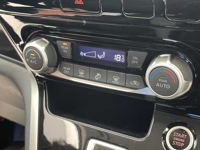 日産 セレナ ハイウェイスター プロパイロットED 千葉県 2016(平28)年 7.3万km ブリリアントホワイトパール 社外ナビ/　CD/DVD/Bluetooth/フルセグTV/プロパイロット/レーダークルーズコントロール/レーンキープアシスト/衝突軽減ブレーキ/クリアランスソナー/標識認識機能/電動パーキング/オートホールド/両側パワスラ/前後ドラレコ/ETC/ロールサンシェード/シートバックテーブル/オートライト/フォグランプ/バックカメラ/フロアマット