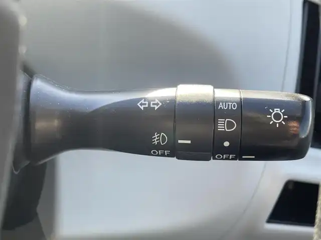 トヨタ プリウス α S 和歌山県 2011(平23)年 3.7万km クリアストリームメタリック メーカーナビ/バックカメラ/ワンセグTV/純正フロアマット/アイドリングストップ/パーキングアシスト/ビルトインETC/純正ホイールキャップ/ハロゲンヘッドライト/オートライト