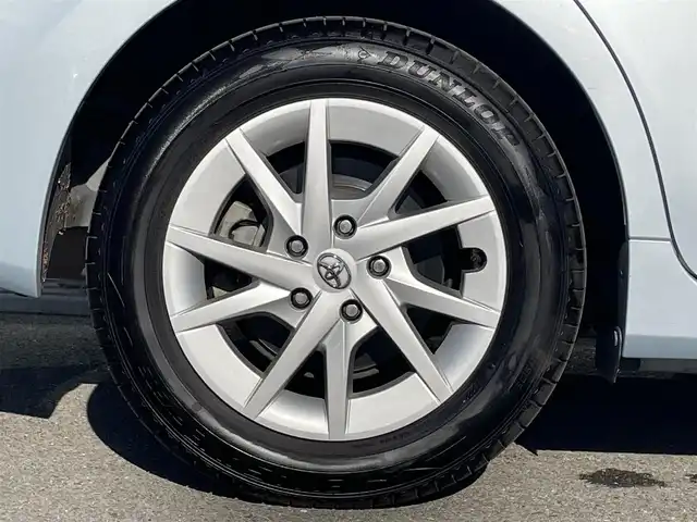 トヨタ プリウス α S 和歌山県 2011(平23)年 3.7万km クリアストリームメタリック メーカーナビ/バックカメラ/ワンセグTV/純正フロアマット/アイドリングストップ/パーキングアシスト/ビルトインETC/純正ホイールキャップ/ハロゲンヘッドライト/オートライト