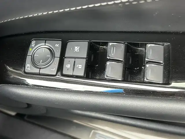 レクサス ＧＳ 300h Iパッケージ 福岡県 2017(平29)年 7万km ソニッククォーツ サンルーフ/レザーシート/純正ナビ/【FM/AM/BT/CD/DVD】/バックカメラ/ドラレコ/パワーシート/シートメモリ/シートヒーター/エアーシート/ステアリングヒーター/ETC/純正アルミ/純正マット/パドルシフト/クルコン/スペアキー/取説/保証書