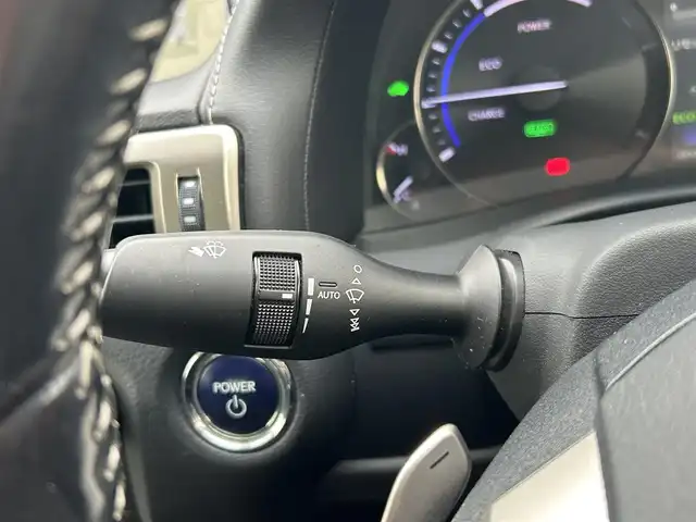 レクサス ＧＳ 300h Iパッケージ 福岡県 2017(平29)年 7万km ソニッククォーツ サンルーフ/レザーシート/純正ナビ/【FM/AM/BT/CD/DVD】/バックカメラ/ドラレコ/パワーシート/シートメモリ/シートヒーター/エアーシート/ステアリングヒーター/ETC/純正アルミ/純正マット/パドルシフト/クルコン/スペアキー/取説/保証書