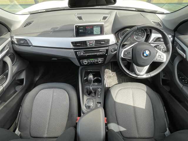 ＢＭＷ Ｘ１ xDrive 18d 石川県 2017(平29)年 5.6万km 白 純正ナビ/バックカメラ/クリアランスソナー/コンフォートアクセス/オートマチックテールゲート/フットトランクオープナー/LEDヘッドライト/ドライブレコーダー/オートライト/レインセンサー/フロント/リアフォグ