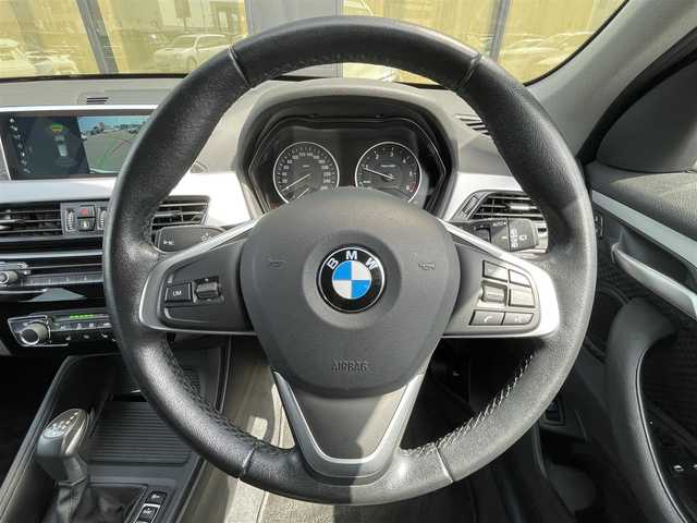 ＢＭＷ Ｘ１ xDrive 18d 石川県 2017(平29)年 5.6万km 白 純正ナビ/バックカメラ/クリアランスソナー/コンフォートアクセス/オートマチックテールゲート/フットトランクオープナー/LEDヘッドライト/ドライブレコーダー/オートライト/レインセンサー/フロント/リアフォグ