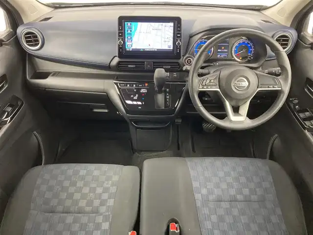 日産 デイズ ハイウェイスターX 大分県 2019(令1)年 4.3万km ブラック ワンオーナー/禁煙車/エマージェンシーブレーキ/車線逸脱警報/アラウンドビューモニター/純正9型ナビ　型式：MM318D-L/【フルセグTV、DVD再生可、BT対応、USB】/ステアリングスイッチ/プッシュスタート/純正ドライブレコーダー/ETC/アイドリングストップ/横滑り防止装置/電動格納ミラー/純正フロアマット/オートライト/LEDヘッドライト/フォグランプ/コーナーセンサー/純正14インチアルミホイール/保証書、取説、スペアキー有り