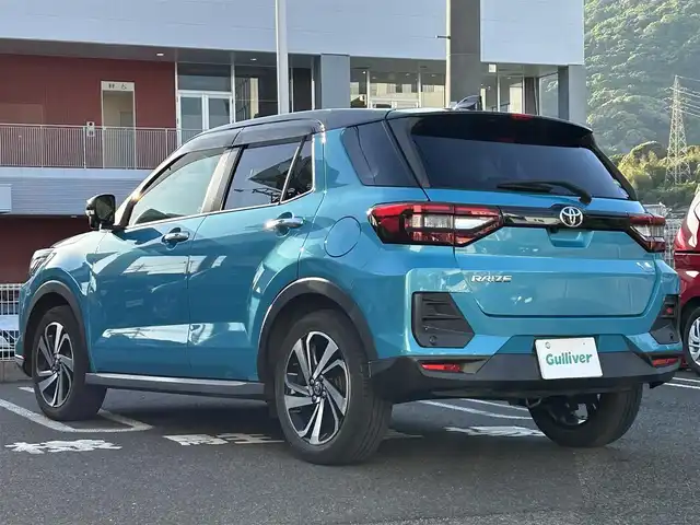 トヨタ ライズ Z 長崎県 2020(令2)年 2.7万km ブラックマイカメタリック/ターコイズブルーマイカメタリック ワンオーナー/純正ナビ(AM/FM/BT/TV)/純正ドラレコ/純正アルミホイール/純正フロアマット/シートヒーター/プッシュスタート/オートライト/オートハイビーム/ABS/コーナーセンサー/衝突被害軽減システム/横滑り防止装置/レーンキープアシスト/盗難防止装置