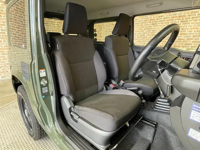 スズキ ジムニー XL 岩手県 2018(平30)年 7.5万km ジャングルグリーン ワンオーナー/高低切り替え式パートタイム４WD/ターボ/ヒルディセントコントロール/ブレーキLSDトラクションコントロール/横滑り防止装置/前席シートヒーター/ヘッドライトレベライザー/純正ディスプレイオーディオ/（CD/DVD/Bluetooth/USB/AppleCarPlay/AndroidAuto）/ETC/オートエアコン/プッシュスタート・スマートキー/フォグランプ/純正15インチスチールホイール