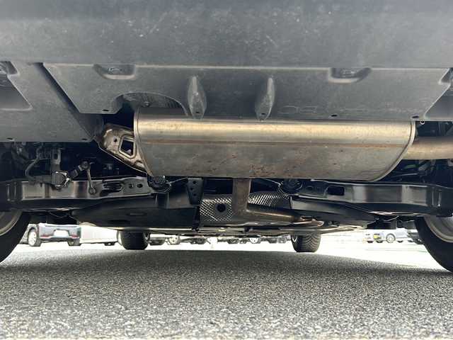 トヨタ プリウス ＰＨＶ S 兵庫県 2018(平30)年 5.3万km スピリテッドアクアメタリック 禁煙車　純正メモリナビ（ＡＭ・ＦＭ・ブルートゥース・ワンセグ・ＣＤ）　充電ケーブル有り　プラグインハイブリッド　ビルトインＥＴＣ　レーダークルーズコントロール　バックカメラ　衝突被害軽減ブレーキ　シートヒーター　ハンドルヒーター　先行車発進告知　ふらつき検知機能　横滑り防止機能　プッシュスタート　オートライト　オートハイビーム　カーテンエアバッグ　EVモード　タイマー充電機能　純正ドアバイザー